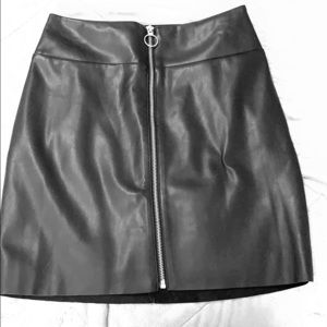 Faux leather mini skirt